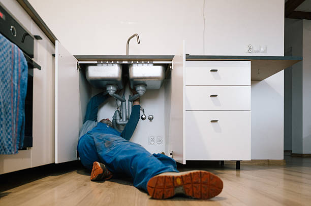 Professional Leak Detection technician working in Fork, SC